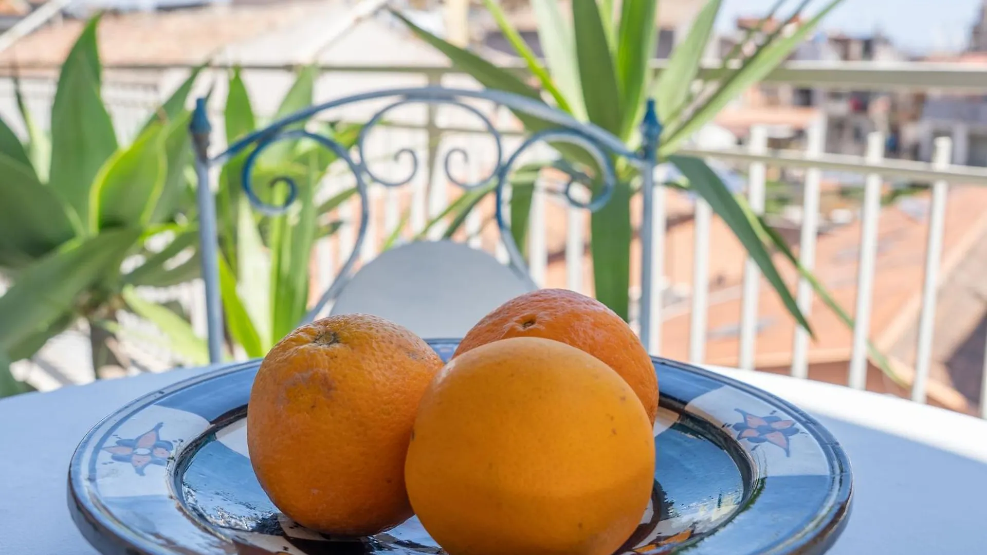 Guest house Catania Over Time - Tourist Rooms Italy