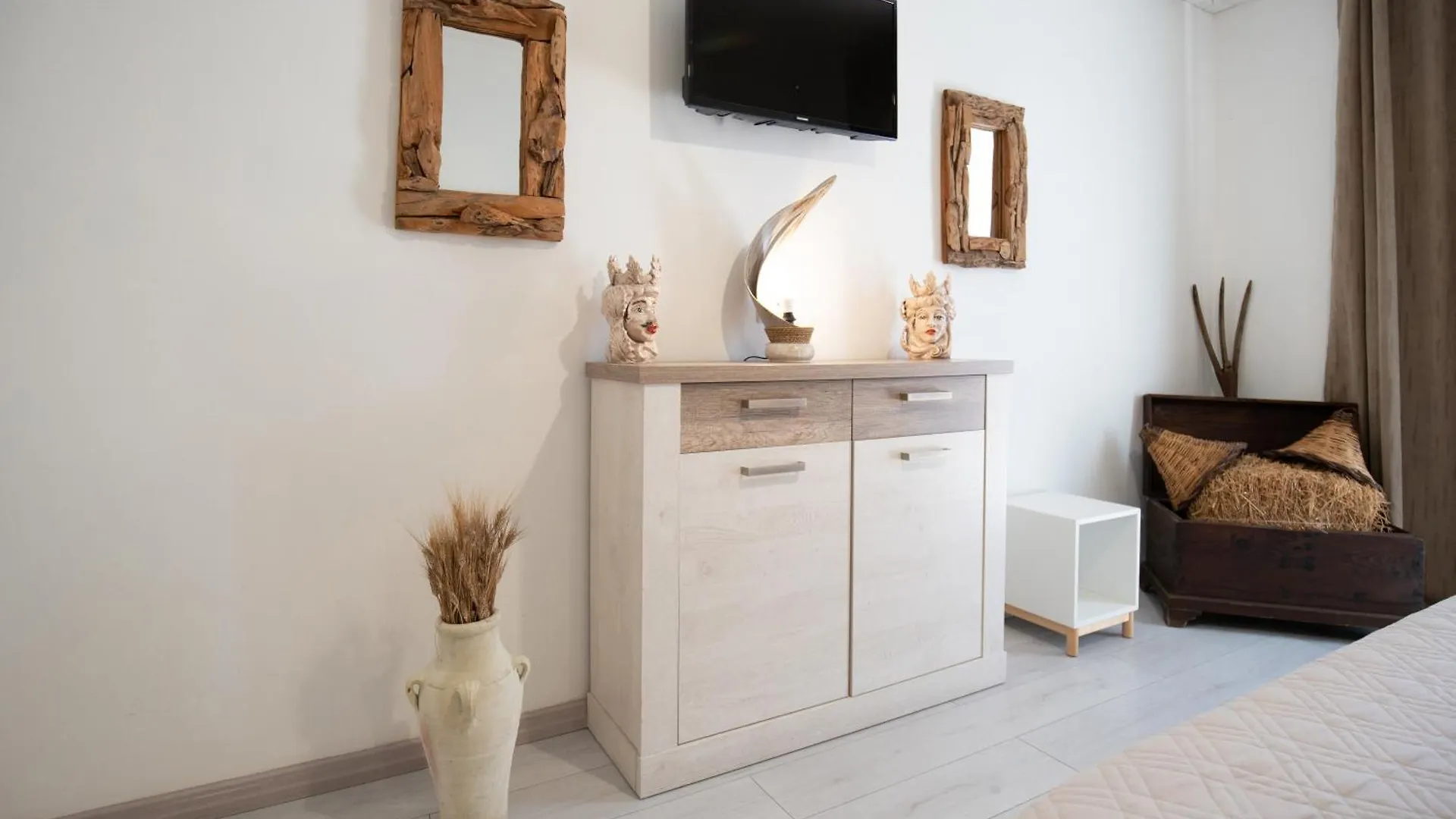 Гостевой дом Catania Over Time - Tourist Rooms