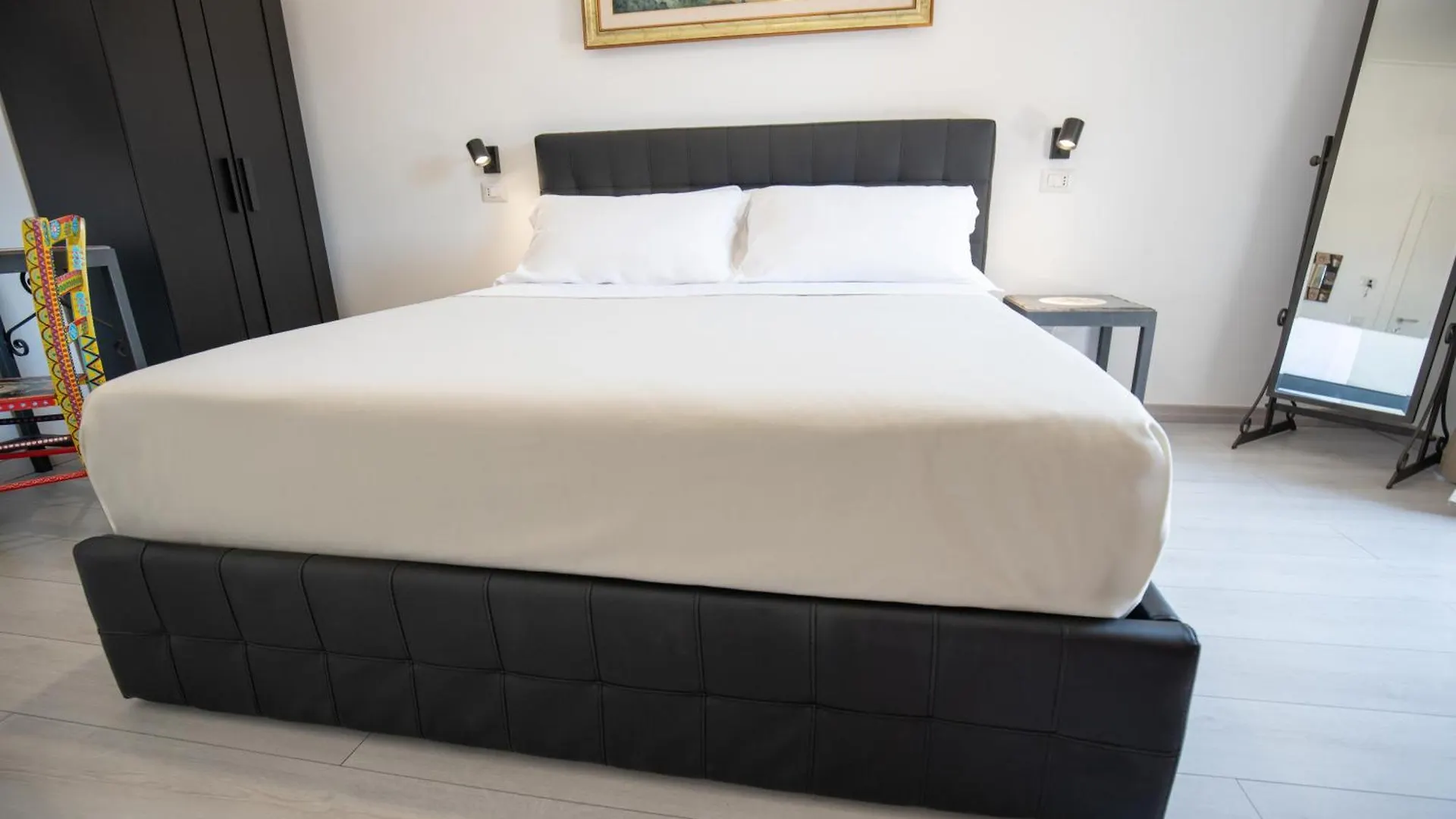 Гостевой дом Catania Over Time - Tourist Rooms Италия